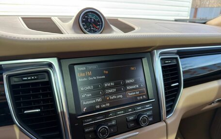 Porsche Macan I рестайлинг, 2015 год, 3 150 000 рублей, 14 фотография