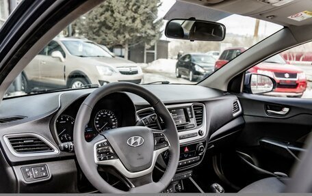 Hyundai Solaris II рестайлинг, 2018 год, 899 000 рублей, 9 фотография