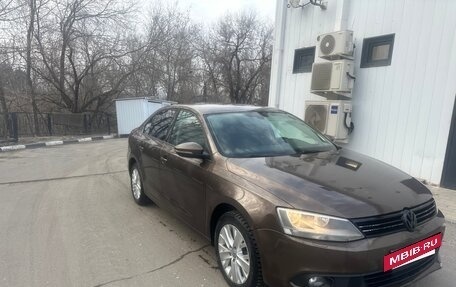 Volkswagen Jetta VI, 2011 год, 767 000 рублей, 9 фотография