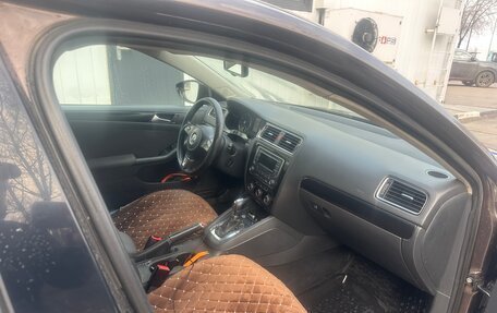 Volkswagen Jetta VI, 2011 год, 767 000 рублей, 11 фотография