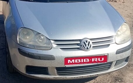 Volkswagen Golf V, 2004 год, 420 000 рублей, 1 фотография