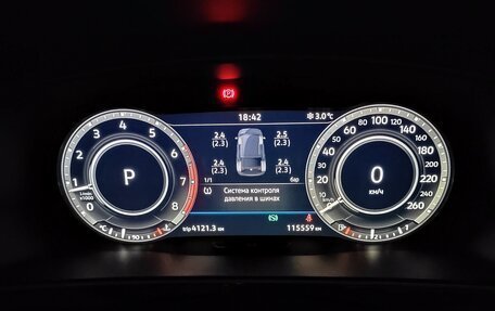 Volkswagen Tiguan II, 2018 год, 2 950 000 рублей, 11 фотография