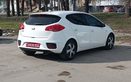 KIA cee'd III, 2016 год, 1 250 000 рублей, 36 фотография