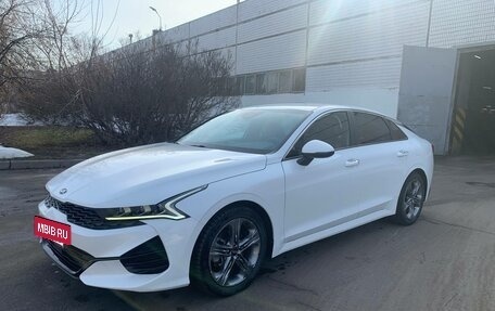 KIA K5, 2021 год, 2 600 000 рублей, 15 фотография