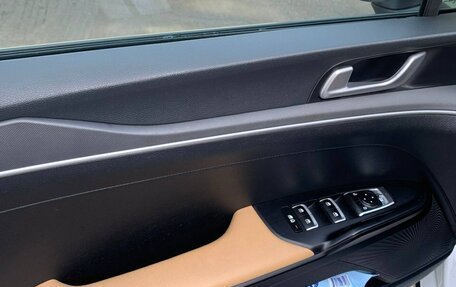 KIA K5, 2021 год, 2 600 000 рублей, 22 фотография