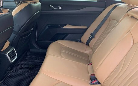 KIA K5, 2021 год, 2 600 000 рублей, 25 фотография