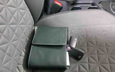 Volkswagen Tiguan II, 2022 год, 2 092 000 рублей, 10 фотография