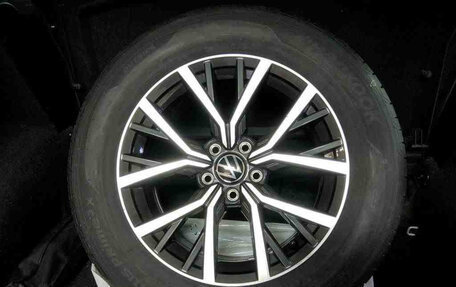 Volkswagen Tiguan II, 2022 год, 2 092 000 рублей, 7 фотография