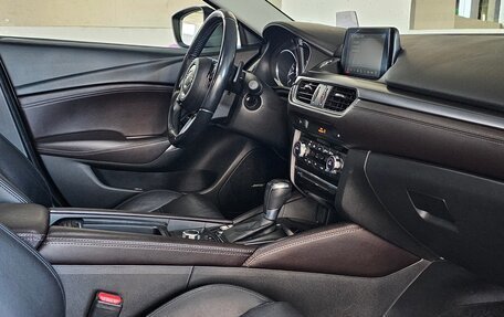 Mazda 6, 2017 год, 2 350 000 рублей, 15 фотография