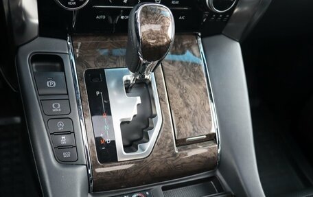 Toyota Alphard III, 2019 год, 7 350 000 рублей, 8 фотография