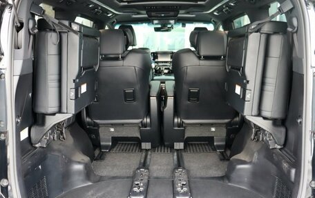 Toyota Alphard III, 2019 год, 7 350 000 рублей, 13 фотография