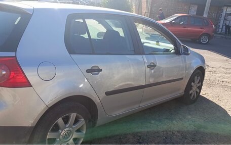 Volkswagen Golf V, 2004 год, 420 000 рублей, 3 фотография