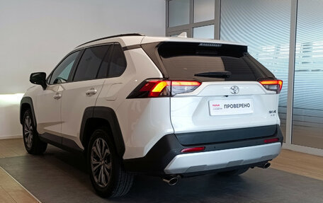 Toyota RAV4, 2024 год, 4 100 000 рублей, 6 фотография