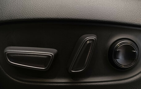 Toyota RAV4, 2024 год, 4 100 000 рублей, 15 фотография