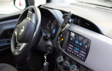 Toyota Yaris III рестайлинг, 2019 год, 1 350 000 рублей, 9 фотография