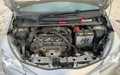 Toyota Vitz, 2019 год, 1 075 000 рублей, 8 фотография