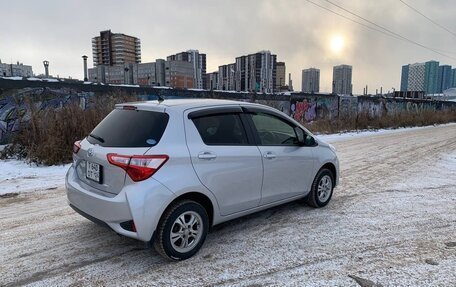 Toyota Vitz, 2019 год, 1 075 000 рублей, 9 фотография