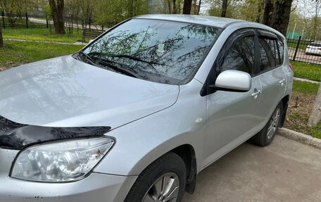 Toyota RAV4, 2006 год, 1 100 000 рублей, 2 фотография