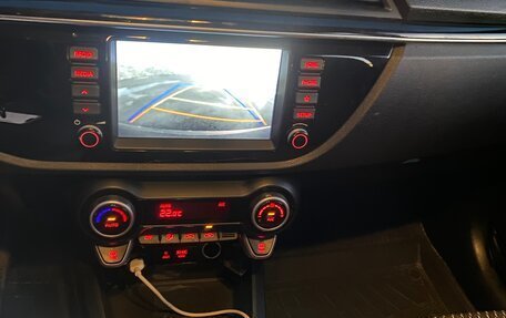 KIA Rio IV, 2018 год, 1 100 000 рублей, 12 фотография