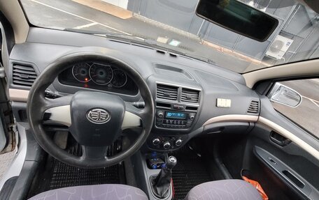 FAW V5, 2013 год, 365 000 рублей, 7 фотография