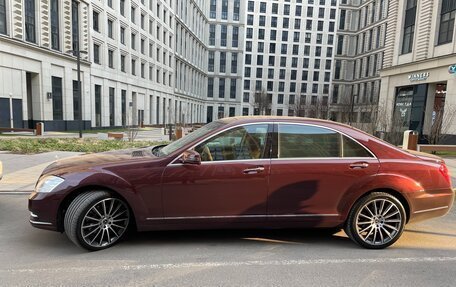 Mercedes-Benz S-Класс, 2009 год, 2 100 000 рублей, 1 фотография