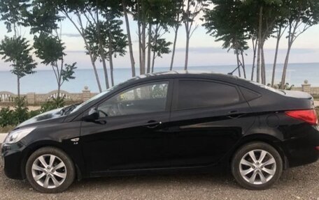 Hyundai Solaris II рестайлинг, 2014 год, 900 000 рублей, 3 фотография