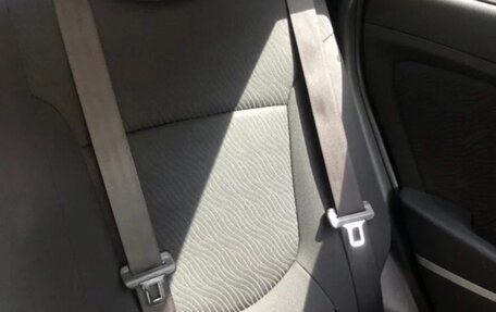 Hyundai Solaris II рестайлинг, 2014 год, 900 000 рублей, 7 фотография