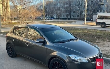 KIA cee'd I рестайлинг, 2011 год, 770 000 рублей, 2 фотография