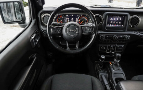 Jeep Wrangler, 2020 год, 5 440 000 рублей, 37 фотография