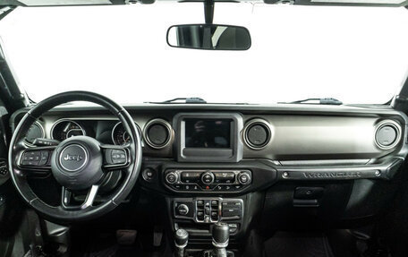 Jeep Wrangler, 2020 год, 5 440 000 рублей, 38 фотография