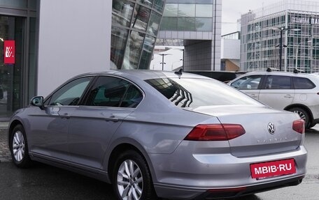 Volkswagen Passat B8 рестайлинг, 2019 год, 1 999 000 рублей, 6 фотография