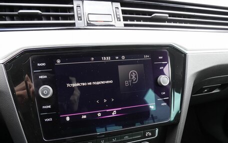 Volkswagen Passat B8 рестайлинг, 2019 год, 1 999 000 рублей, 20 фотография