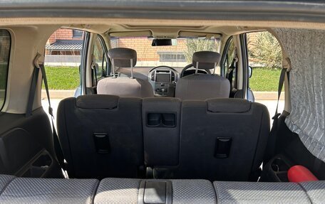 Nissan Lafesta I, 2005 год, 630 000 рублей, 15 фотография