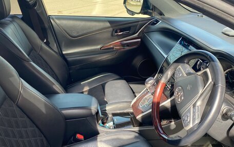 Toyota Harrier, 2016 год, 2 410 000 рублей, 9 фотография