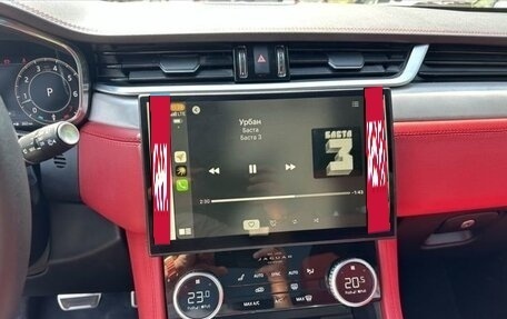 Jaguar F-Pace, 2023 год, 6 900 000 рублей, 7 фотография