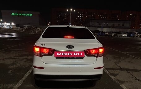 KIA Rio III рестайлинг, 2015 год, 950 000 рублей, 8 фотография
