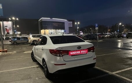 KIA Rio III рестайлинг, 2015 год, 950 000 рублей, 4 фотография