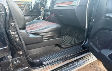 Mitsubishi Pajero IV, 2007 год, 1 100 000 рублей, 17 фотография