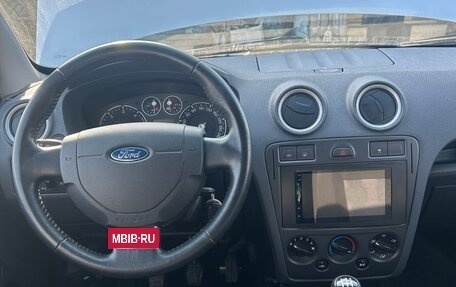 Ford Fusion I, 2007 год, 310 000 рублей, 13 фотография