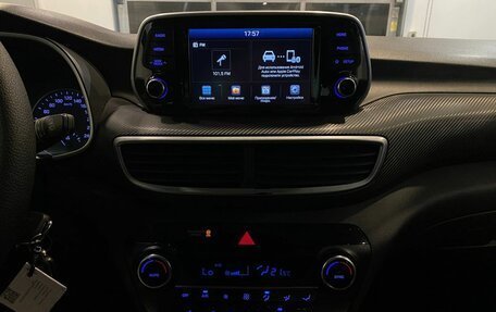 Hyundai Tucson III, 2019 год, 2 055 000 рублей, 13 фотография