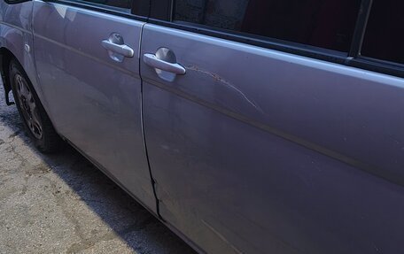 Toyota ISis I, 2005 год, 600 000 рублей, 3 фотография