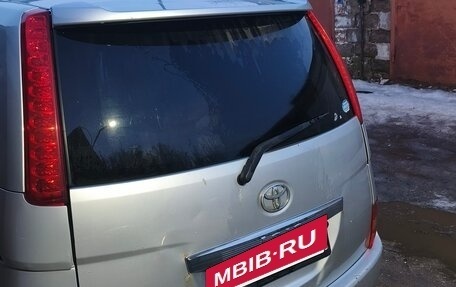 Toyota ISis I, 2005 год, 600 000 рублей, 5 фотография