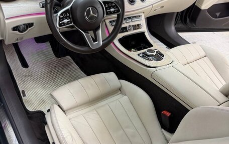 Mercedes-Benz E-Класс, 2019 год, 3 200 000 рублей, 10 фотография