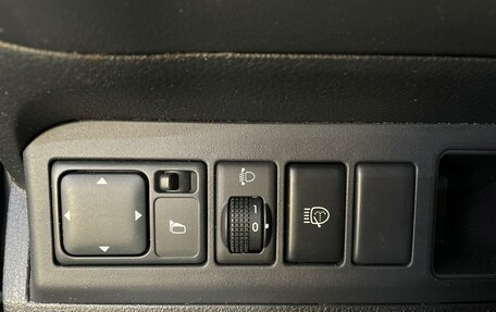 Nissan Note II рестайлинг, 2006 год, 450 000 рублей, 15 фотография