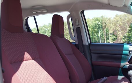 Toyota Hilux VIII, 2025 год, 15 000 000 рублей, 11 фотография