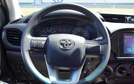 Toyota Hilux VIII, 2025 год, 15 000 000 рублей, 10 фотография