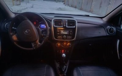 Renault Sandero II рестайлинг, 2015 год, 630 000 рублей, 1 фотография