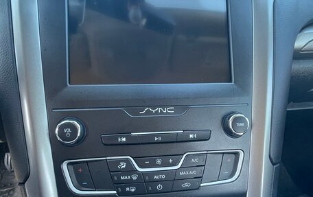 Ford Fusion (North America) II, 2019 год, 1 690 000 рублей, 15 фотография