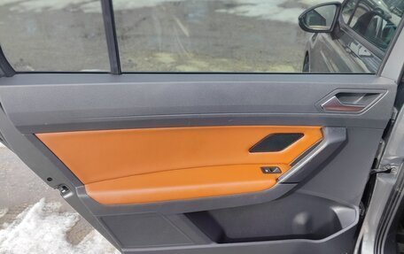 Volkswagen Touran III, 2016 год, 1 650 000 рублей, 12 фотография