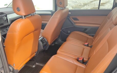 Volkswagen Touran III, 2016 год, 1 650 000 рублей, 11 фотография